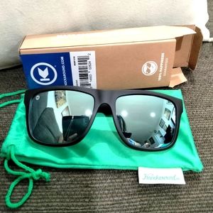 Knockaround Torrey Pines NWT sunglasses polarized.